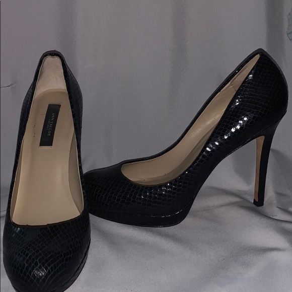 Black snake skin Ann Taylor heels size 7 1/2 - Picture 1 of 5